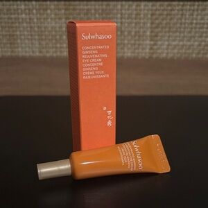 Sulwhasoo Ginseng Eye Cream - Vibrant Orange